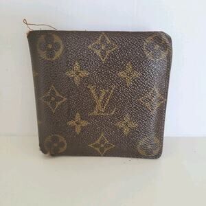 Vintage Louis Vuitton Men's LV Brown Bi-Fold Leather Wallet Monogram Classic